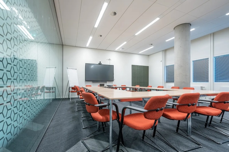 LED Lighting in Commercial Office