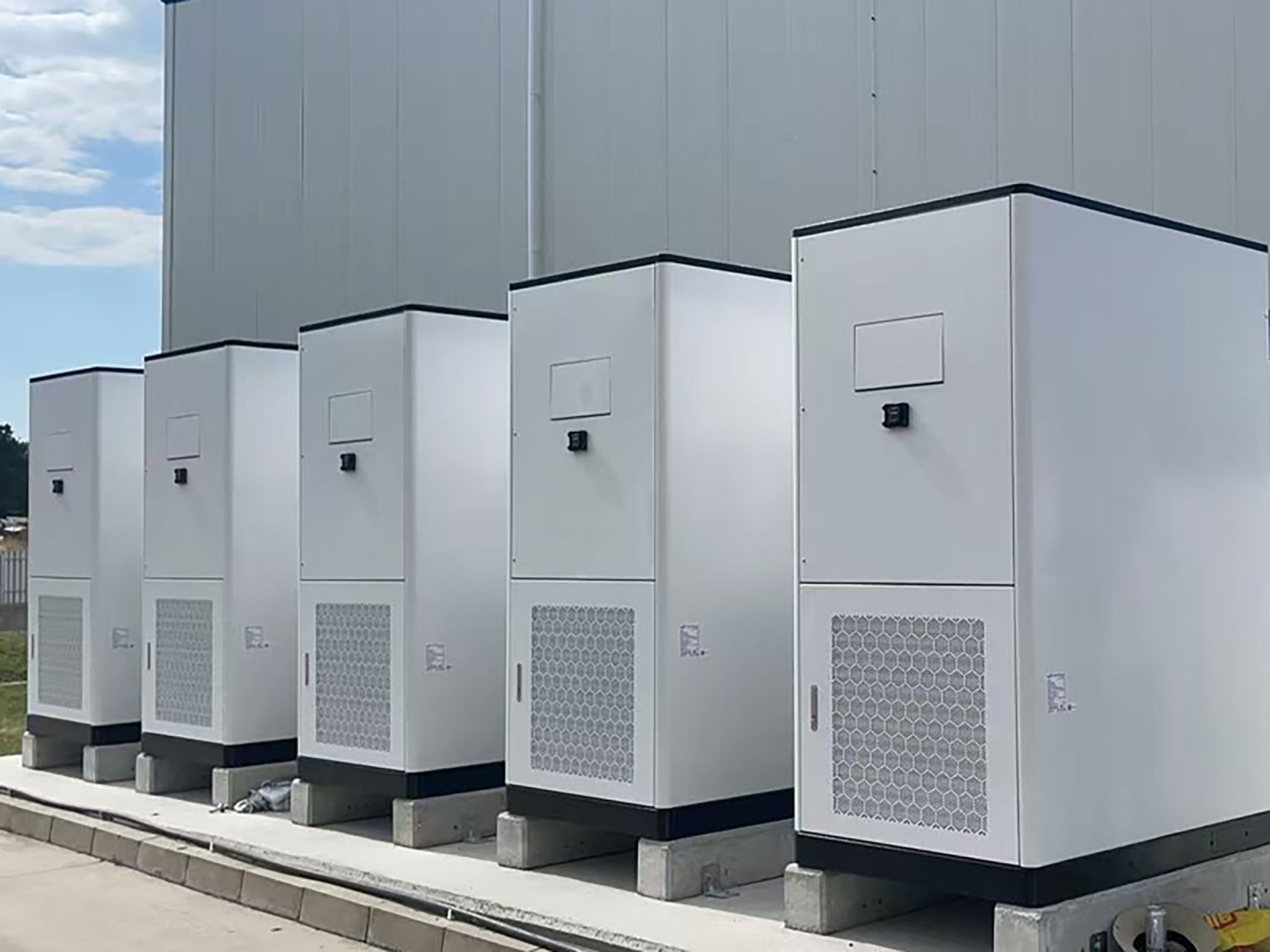 Fox battery storage